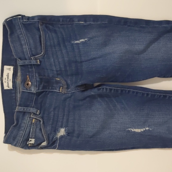 Abercrombie distressed skinny jeans - Picture 3 of 13